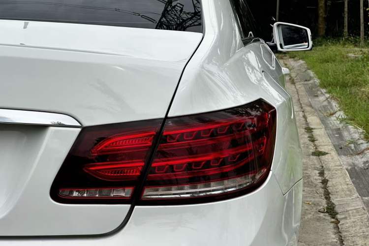 Used Mercedes-Benz E-Class 2014 E 260 Coupe
