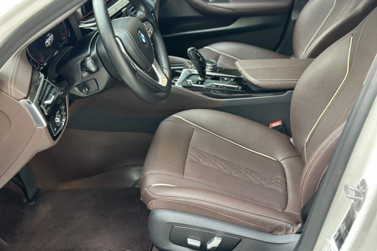 Used BMW 5 Series 2021 Updated Version 525Li Luxury Package
