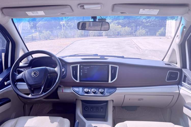 Used FORTHING Lingzhi M5 2019 Comfort Model 7 Seats