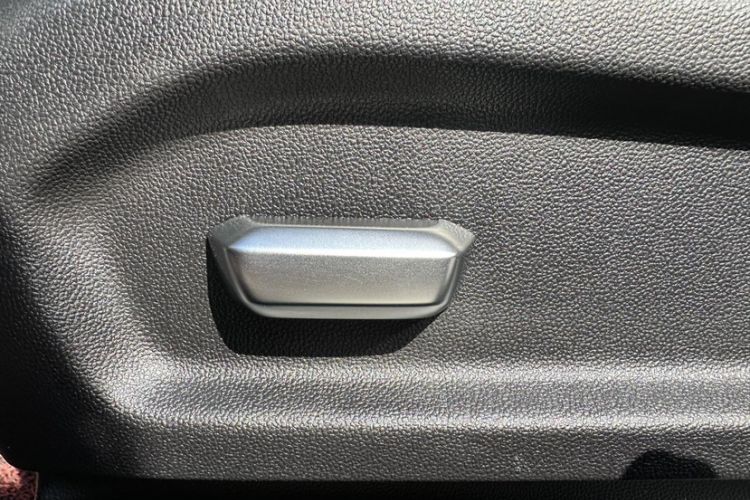 Used Baojun RC-6 2019 1.5T CVT 24-Hour Online Luxury Edition