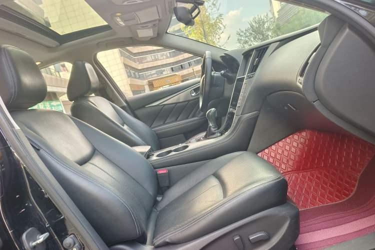 Used Infiniti Q50L 2015 2.0T Comfort Edition
