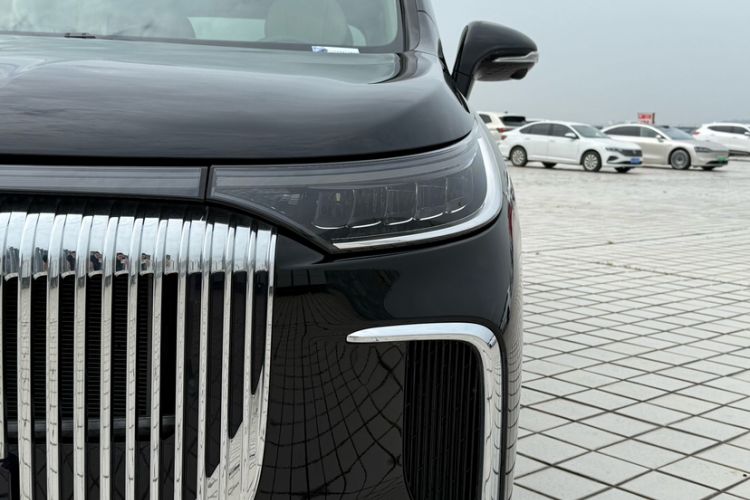 Used VOYAH Dream 2025 PHEV Four-Wheel-Drive Flagship Kunpeng Edition