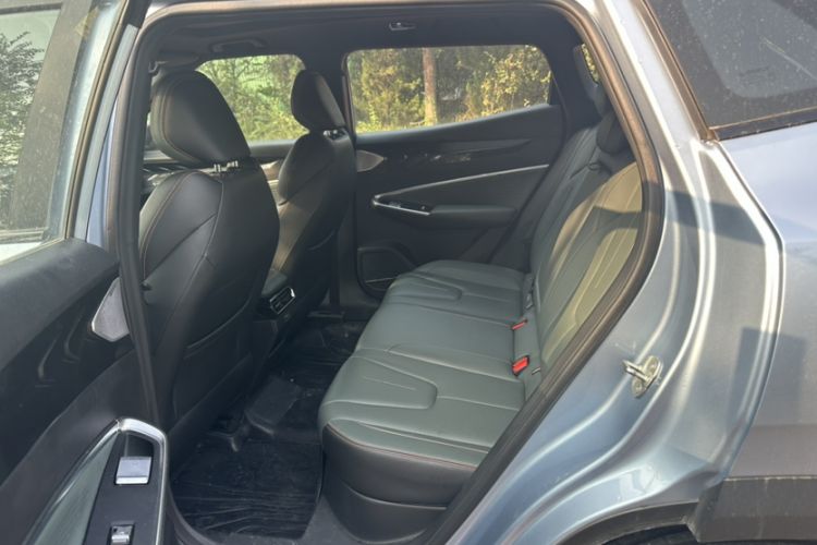 Used Geely Auto Emgrand X7 Sport 2024 1.5TD Prestige Edition
