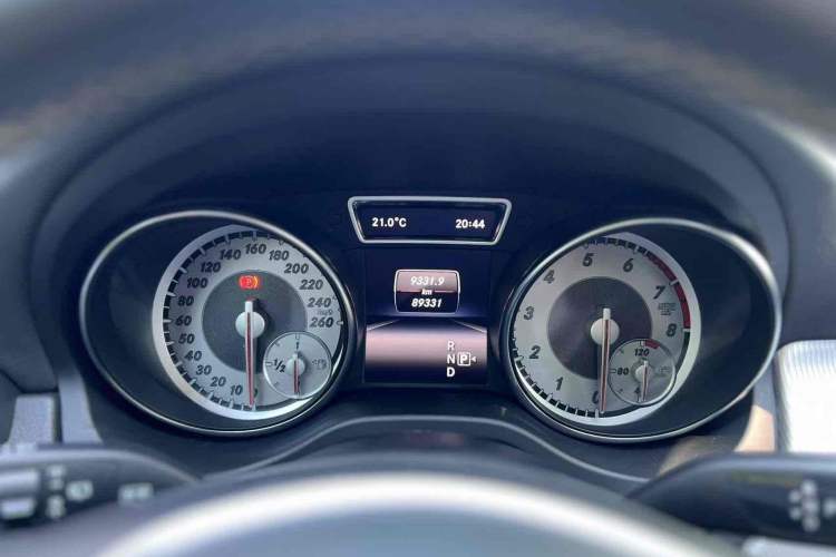 Used Mercedes-Benz GLA 2015 GLA 220 4MATIC Fashion Model
