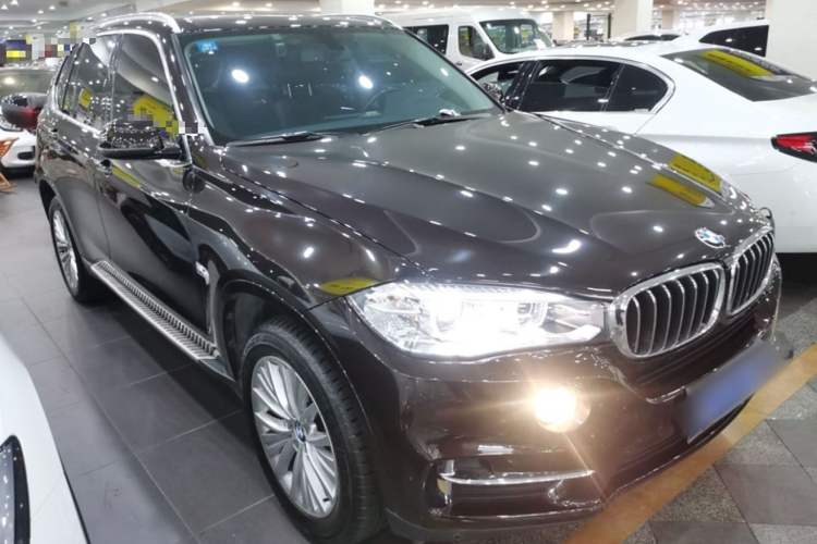 Used BMW X5 2017 xDrive28i
