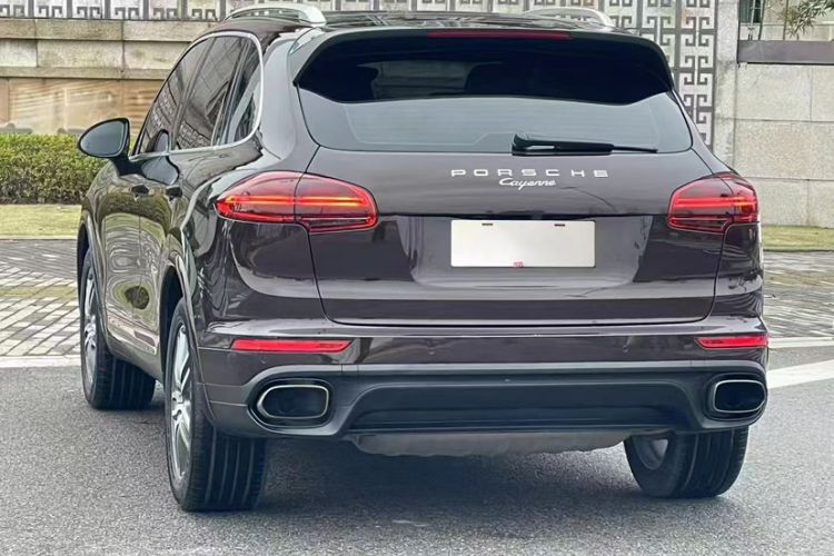 Used Porsche Cayenne 2016 Cayenne Platinum Edition 3.0T

