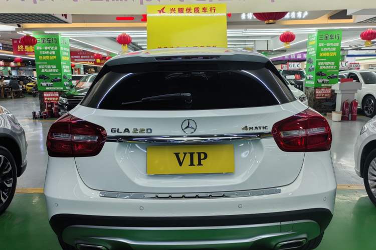 Used Mercedes-Benz GLA 2016 GLA 220 4MATIC Fashion Edition
