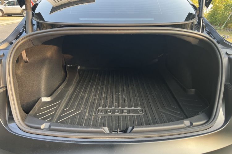 Used Tesla Model 3 2022 Rear-Wheel-Drive Version
