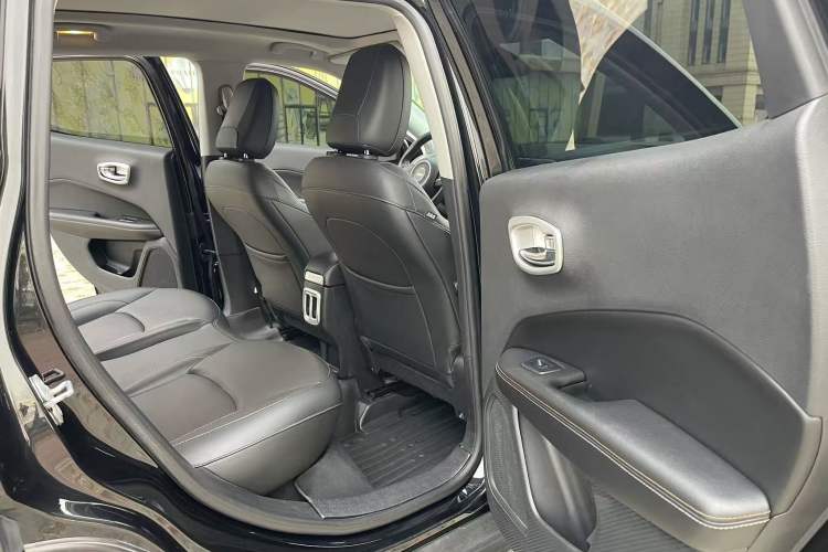 Used  Compass 2017 200T Automatic Family Enjoyment Four-Wheel Drive Edition
