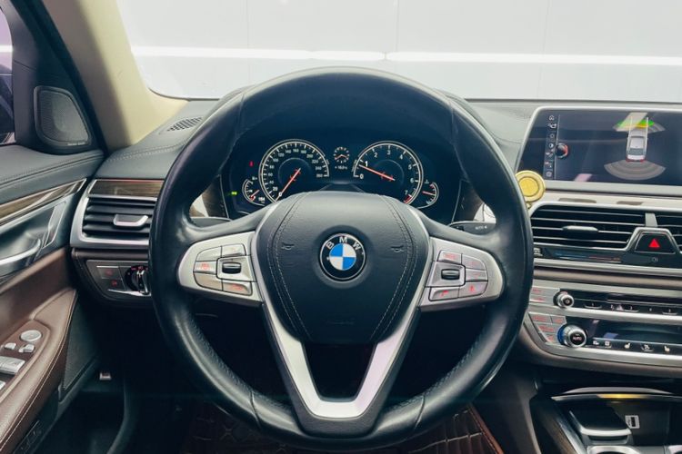 Used BMW 7 Series 2016 730Li Leading Model
