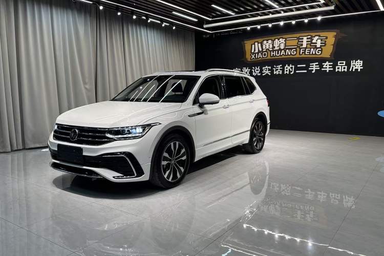 Used Volkswagen Tiguan L 2023 330TSI Automatic Two-Wheel Drive R-Line Enjoyment Edition
