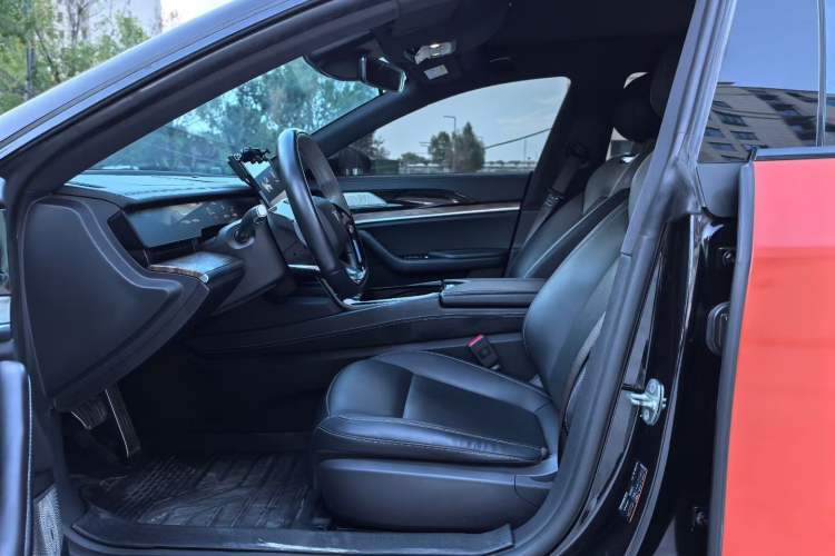 Used NETA S 2022 Extended-Range Version 1160 km Range Rear-Wheel Drive Mid-Grade
