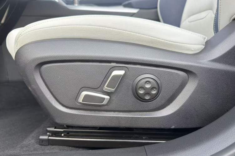 Used Geely Auto Preface 2023 2.0TD Prestige Version
