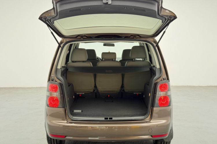 Used Volkswagen Touran 2013 1.4T Manual Fashion Edition 5 Seats
