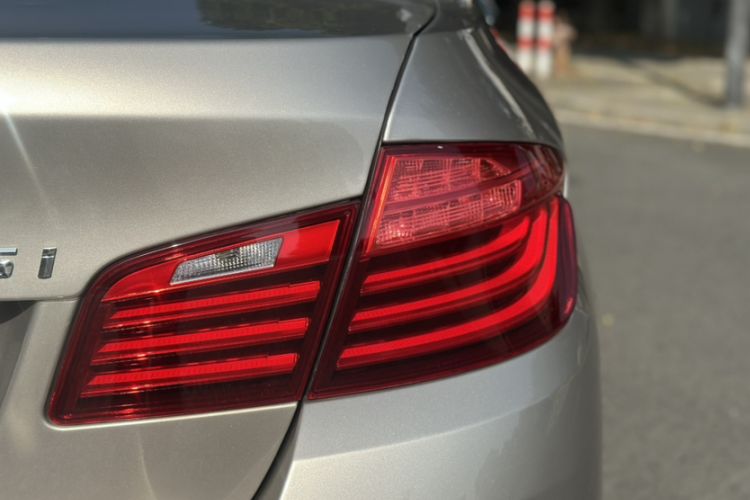 Used BMW 5 Series 2014 525Li Luxury Design Package
