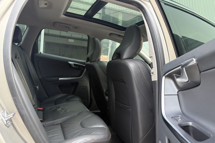 Used Volvo XC60 2014 T5 Zhiya Edition
