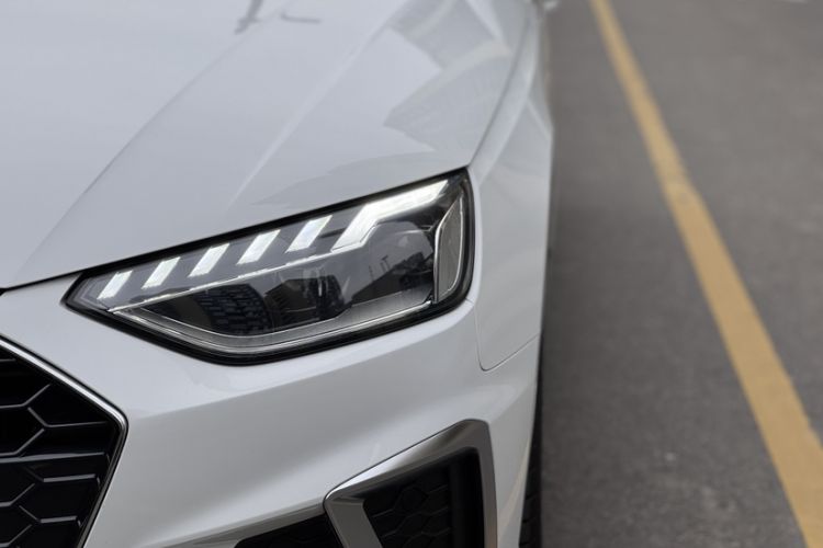 Used Audi A4L 2020 40 TFSI Luxury Dynamic Model
