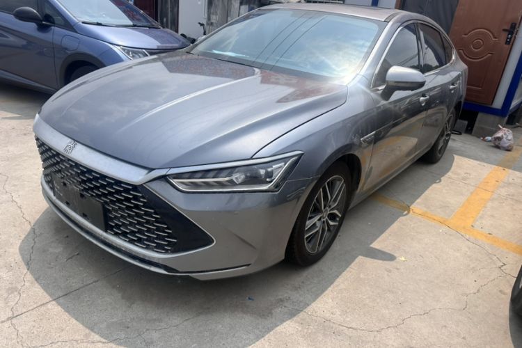 Used BYD Qin PLUS 2021 DM-i 55KM Flagship Model
