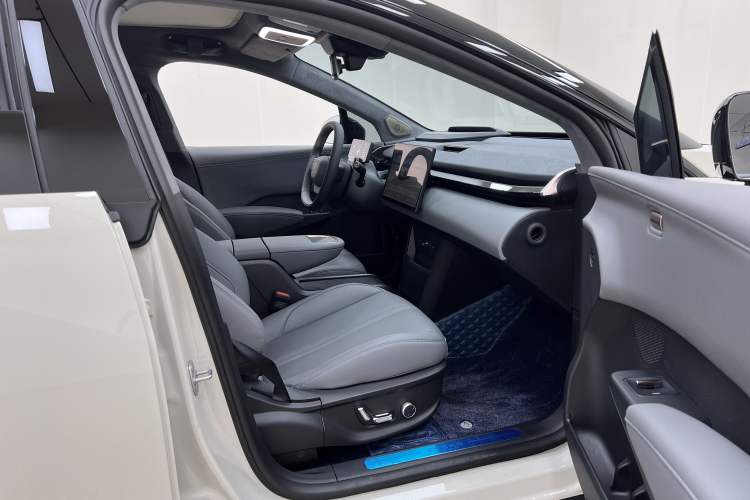 Used Zeekr X 2025 5-Seater Rear-Drive Version
