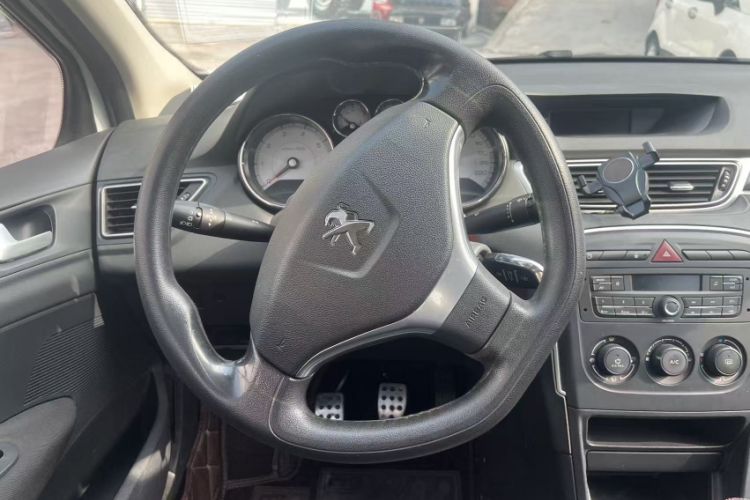 Used Peugeot 308 2014 Enjoy Edition Classic 1.6L Manual YouShang Model
