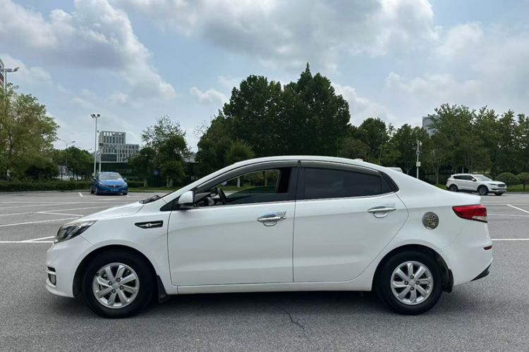 Used Kia K2 2015 Sedan 1.4L Automatic GLS
