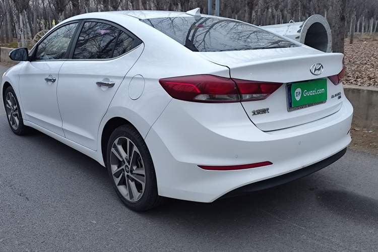 Used Hyundai Elantra 2016 1.6L Automatic ZhiXuan – Elite Version
