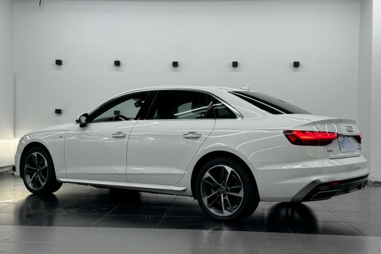 Used Audi A4L 2022 40 TFSI Fashion Dynamic Model