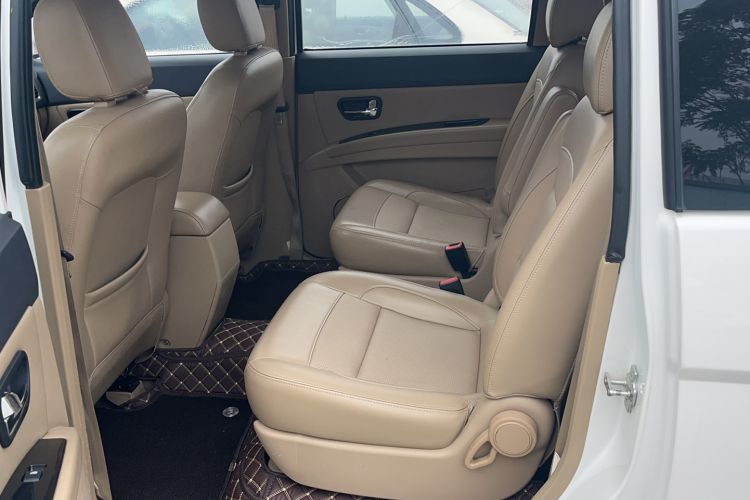 Used Wuling Hongguang 2014 1.5L S Comfort Model
