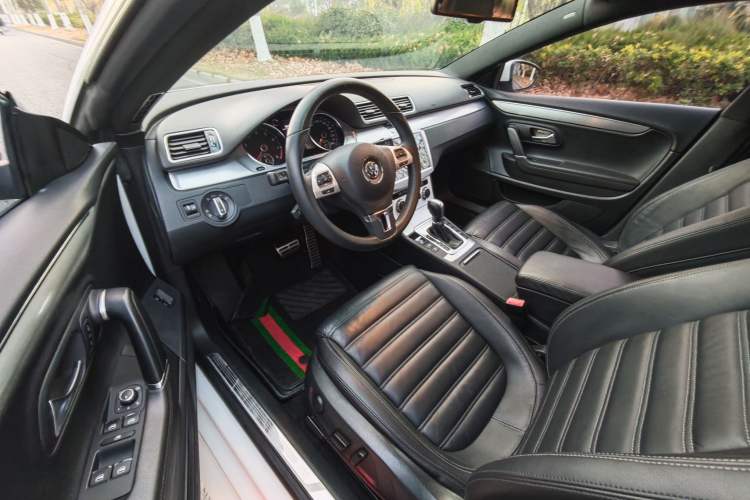 Used Volkswagen FAW-Volkswagen CC 2016 1.8TSI Prestige Model