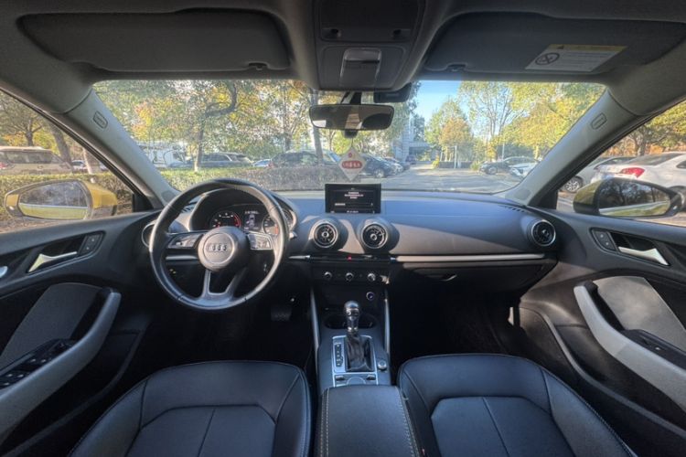 Used Audi A3 2018 30th Anniversary Edition Sportback 35 TFSI Ambition Model
