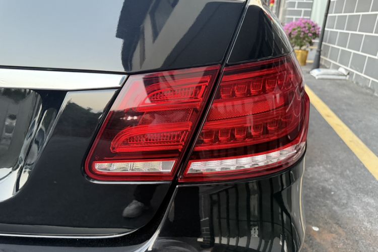 Used Mercedes-Benz E-Class 2015 E 260 L Sport Edition
