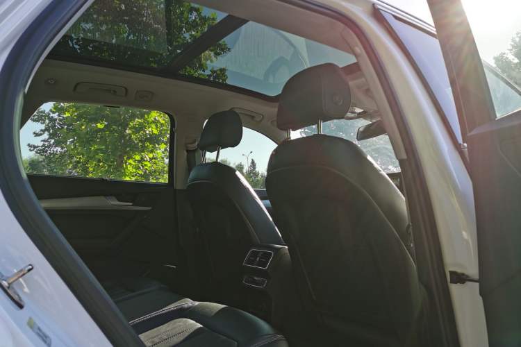 Used Audi Q5L 2020 Updated 40 TFSI Prestige Fashion Edition
