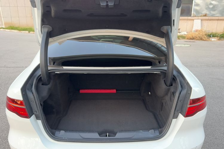 Used Jaguar XEL 2020 2.0T 200PS R-DYNAMIC Youth Sports Edition
