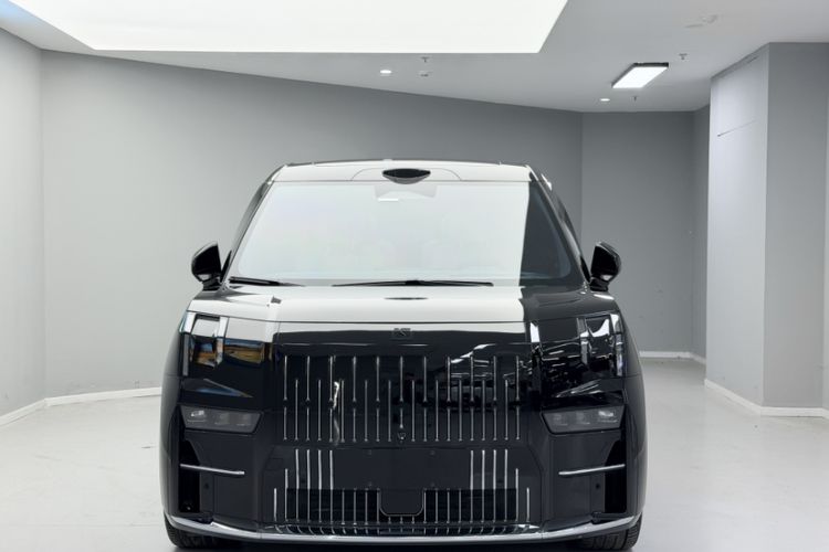 Used Zeekr 009 2024 Six-Seat Executive Version 4WD 108 kWh
