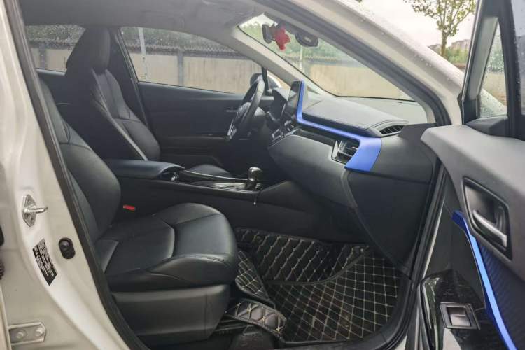 Used Toyota C-HR 2021 2.0L Luxury Edition
