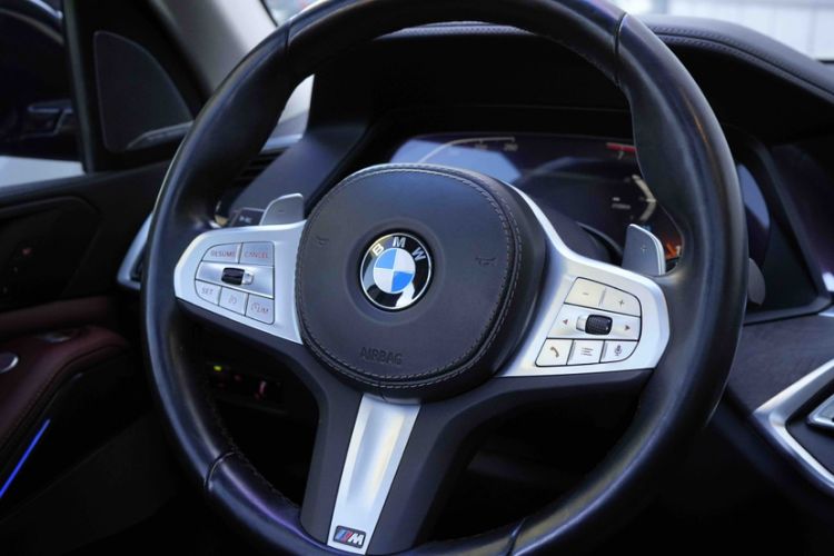 Used BMW X5 2022 Restyled xDrive 30Li Luxury Version M Sport Package
