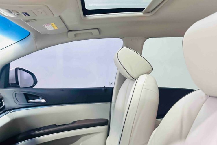 Used Buick GL8 2020 Land Business Class 652T Luxury Model
