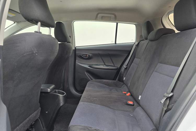 Used Toyota YARiS L 2016 Revised 1.5E CVT Charming Edition
