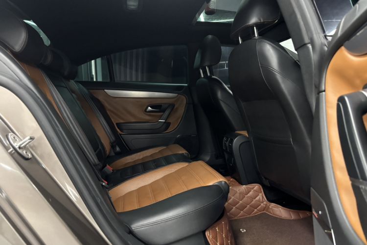 Used Volkswagen FAW-Volkswagen CC 2013 2.0 TSI Ultimate Model
