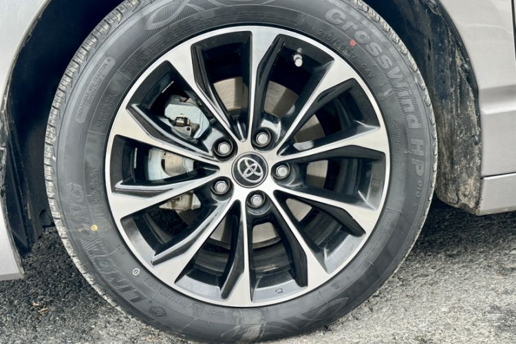 Used Toyota Avalon 2023 Dual-Engine 2.5L Luxury Edition