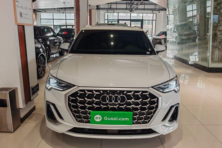 Used Audi Q3 2024 35 TFSI Fashion Dynamic Edition