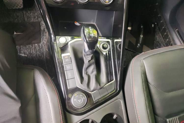 Used Volkswagen Tayron 2019 330TSI Four-Wheel Drive Luxury Version China V Standard