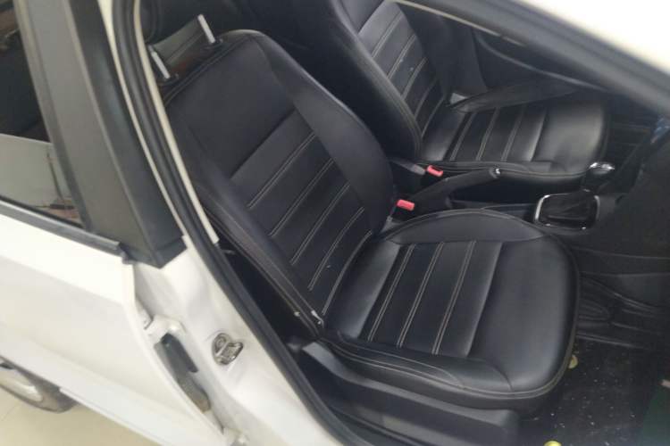 Used Volkswagen Polo 2018 1.5L Automatic Enjoyment Model
