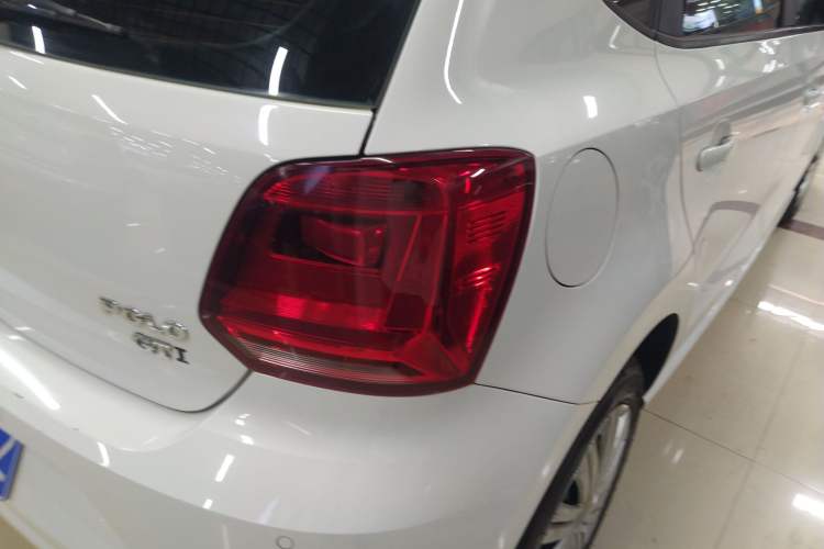 Used Volkswagen Polo 2018 1.5L Automatic Enjoyment Model
