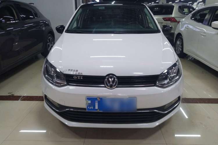 Used Volkswagen Polo 2018 1.5L Automatic Enjoyment Model
