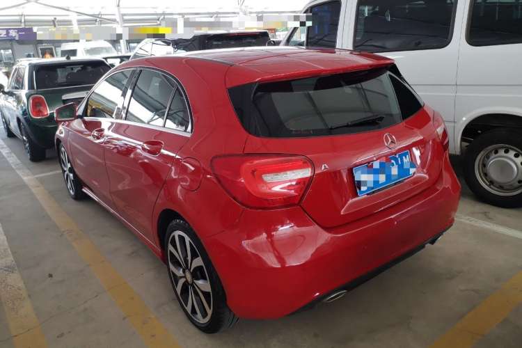 Used Mercedes-Benz A-Class 2015 A 200 Fashion Model
