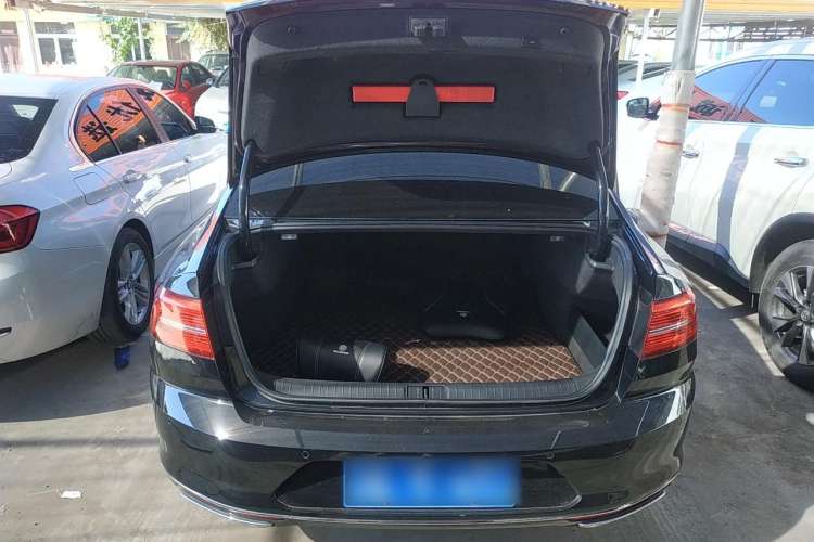 Used Volkswagen Magotan 2019 380TSI DSG Prestige Model China VI Standard
