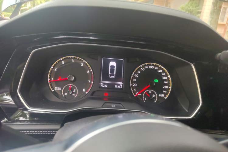 Used Volkswagen Sagitar 2019 280TSI DSG R-Line China VI
