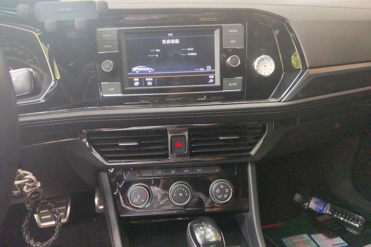 Used Volkswagen Sagitar 2019 280TSI DSG R-Line China VI
