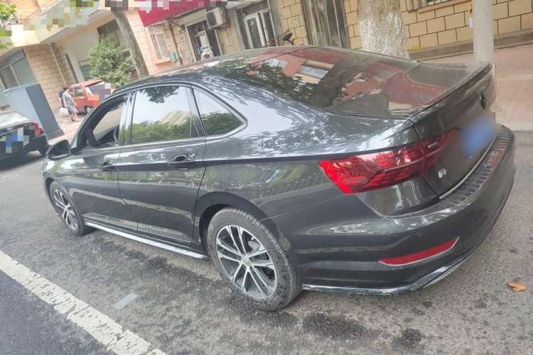 Used Volkswagen Sagitar 2019 280TSI DSG R-Line China VI
